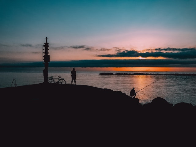 pexels oleg magni 5484299 shore fishing
